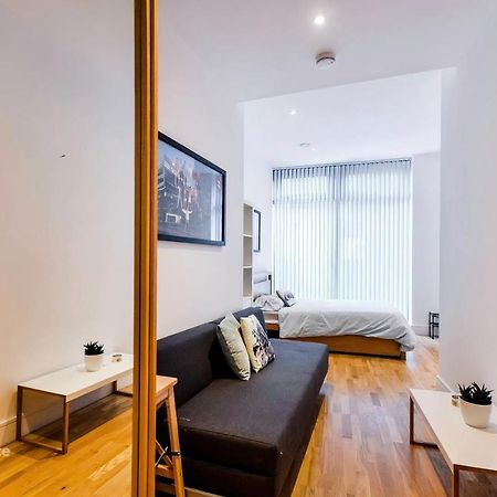 Fully Equipped Studio In Greenwich - 1 Min To Station ロンドン エクステリア 写真